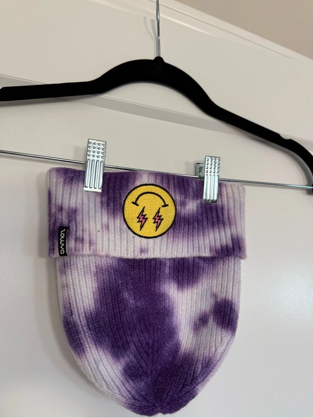 Purple Lightning Smiley Ribbed Knit Beanie – Festival Streetwear